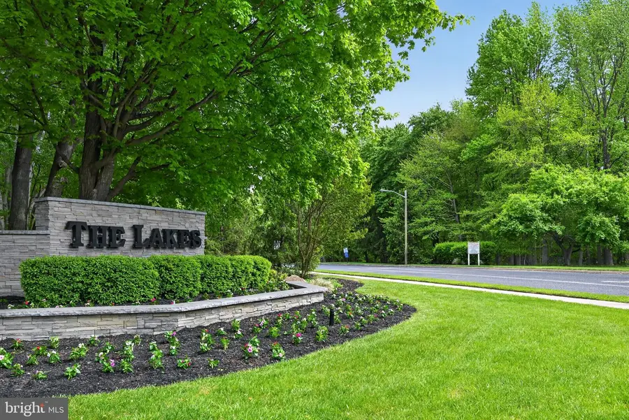 51 Kettlebrook Dr, Mount Laurel, NJ 08054 - #2