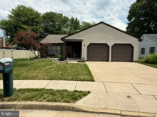 4 Marigold Ct, Mount Laurel, NJ 08054 - #1