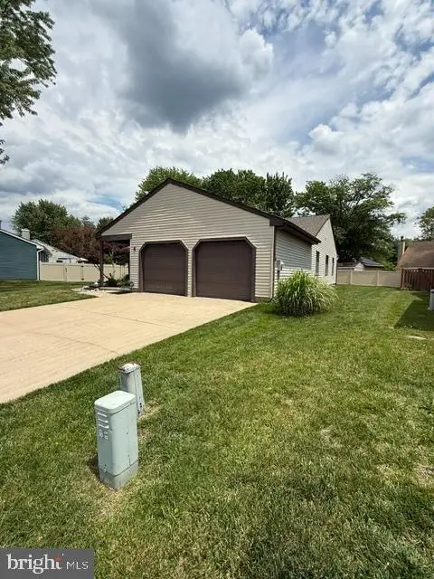 4 Marigold Ct, Mount Laurel, NJ 08054 - #3