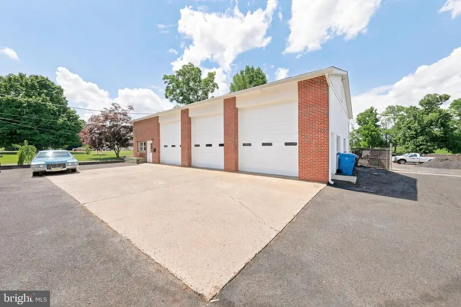 383 Juliustown Rd, Columbus, NJ 08022 - #3