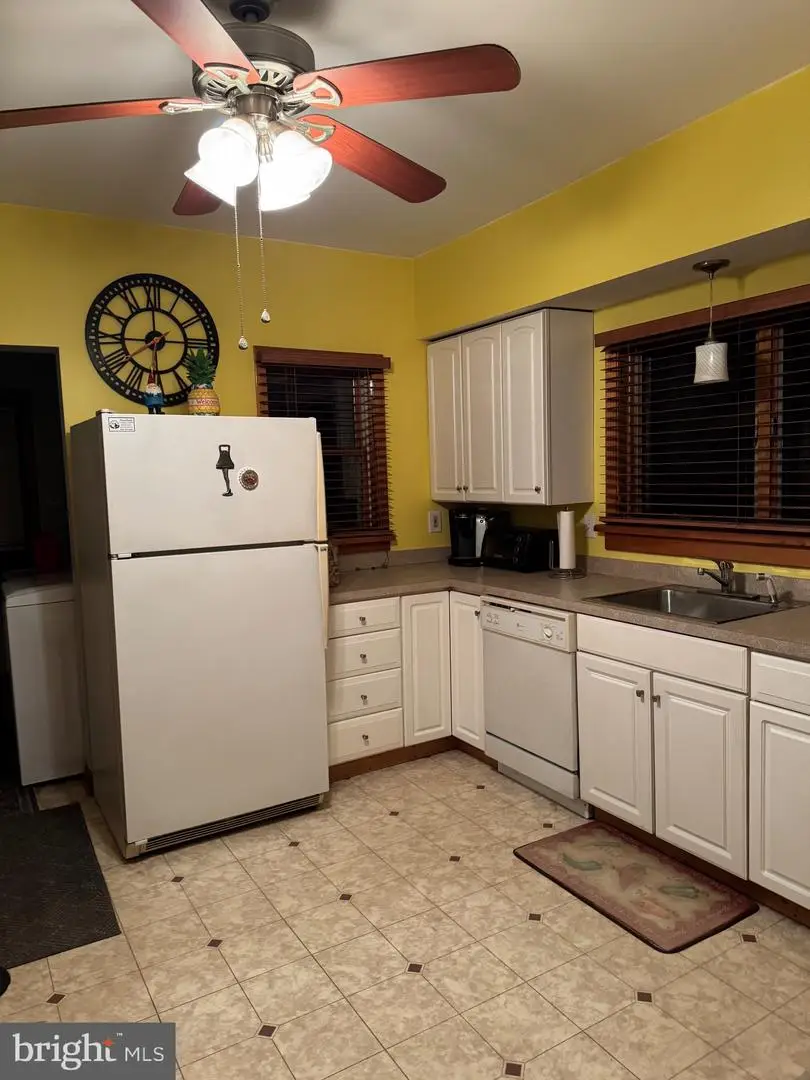 323 4th W, Florence, NJ 08518 - #3