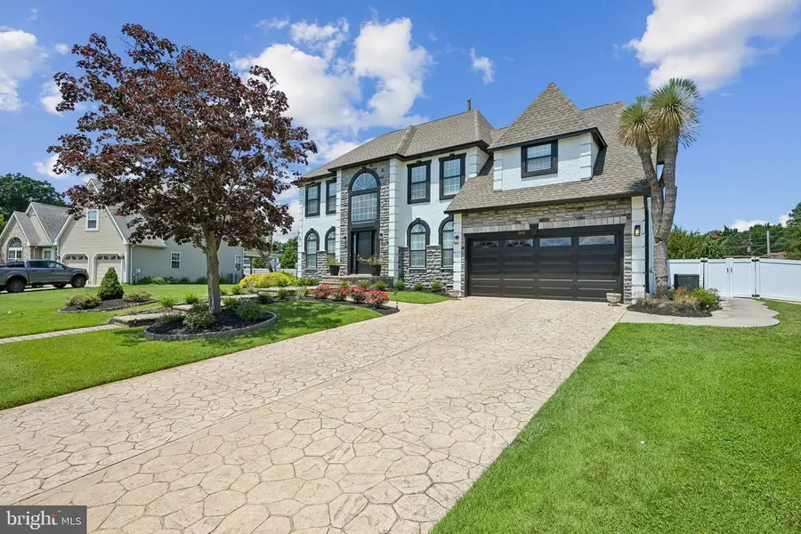 2206 Derby Dr, Cinnaminson, NJ 08077 - #2