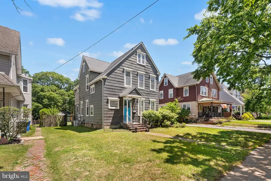 419 Elm Ave, Riverton, NJ 08077 - #3