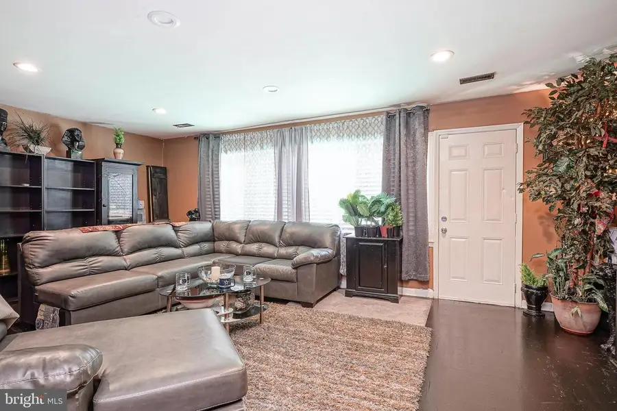 28 Blueberry Ln, Willingboro, NJ 08046 - #2