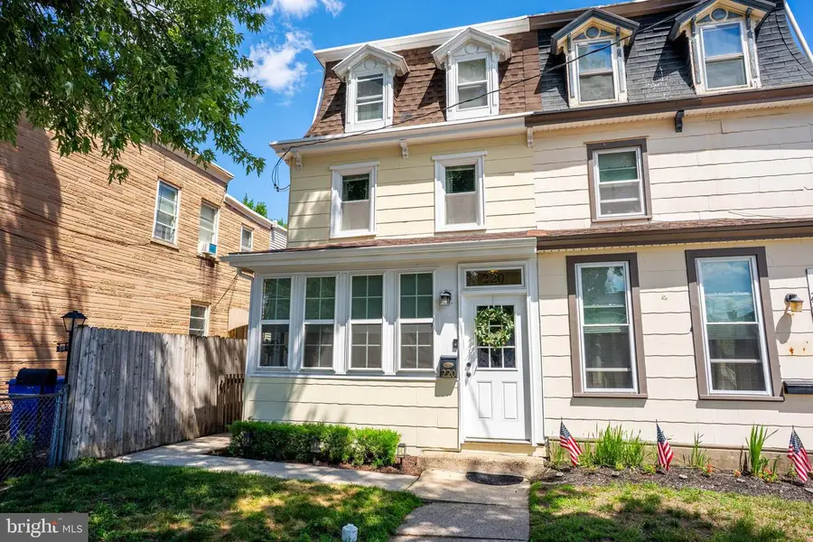 220 Broad St, Florence, NJ 08518 - #2