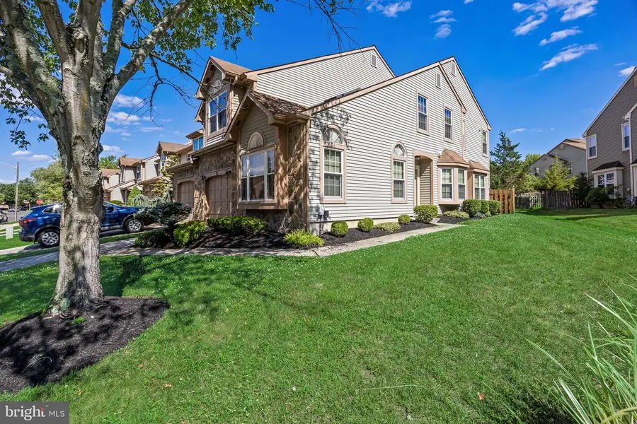 16 Eddlewood Pl, Mount Laurel, NJ 08054 - #3