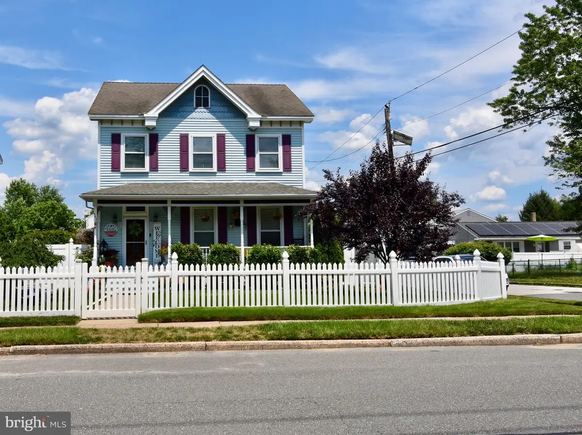 563 Uhler Ave, Burlington, NJ 08016 - #1