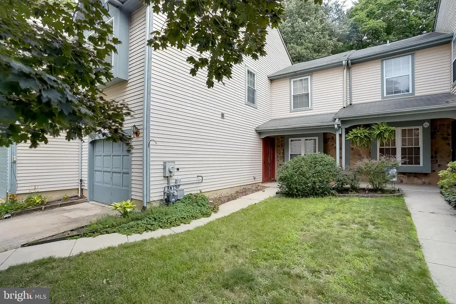 128 Kettlebrook Dr, Mount Laurel, NJ 08054 - #2