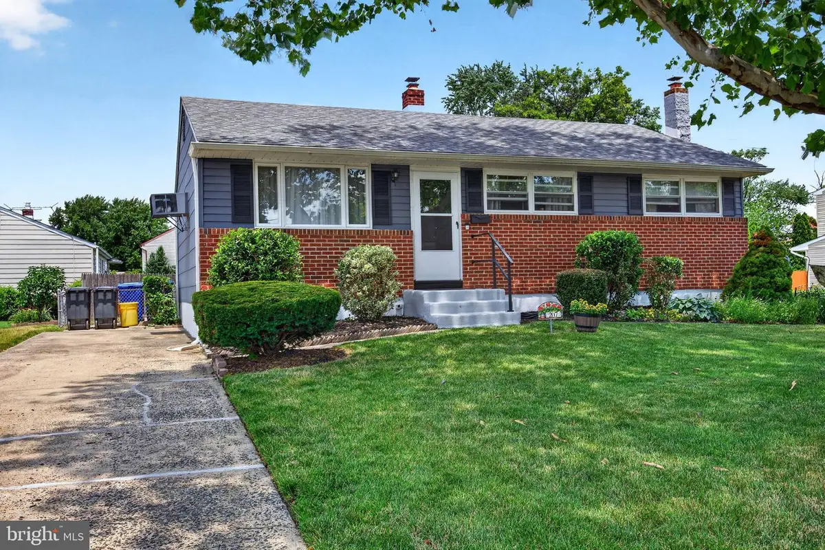 207 S Garden Blvd, Edgewater Park, NJ 08010 - #1