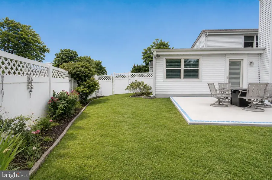 114 Burnam Wood Ct, Mount Laurel, NJ 08054 - #3