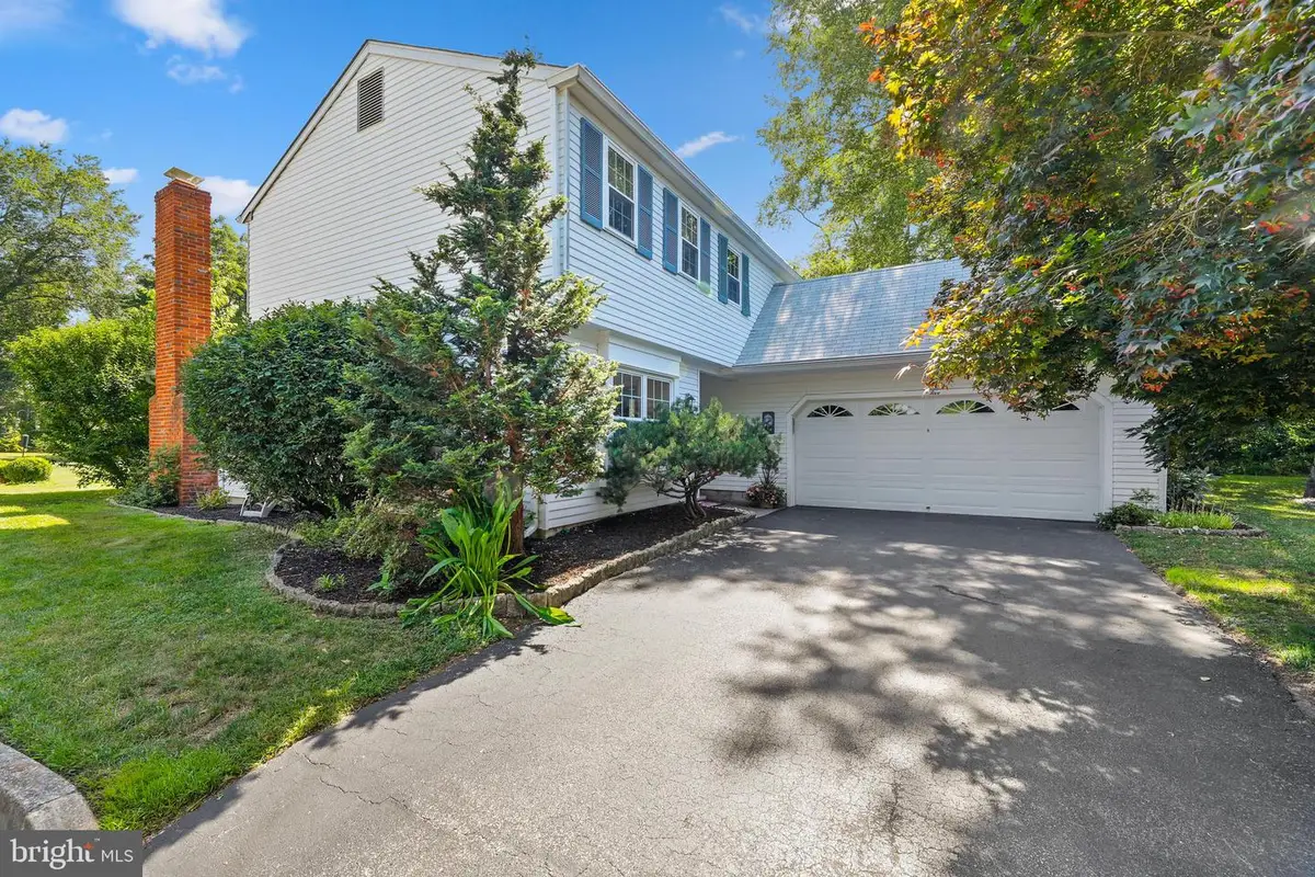 5 Westwood Ct, Medford, NJ 08055 - #1