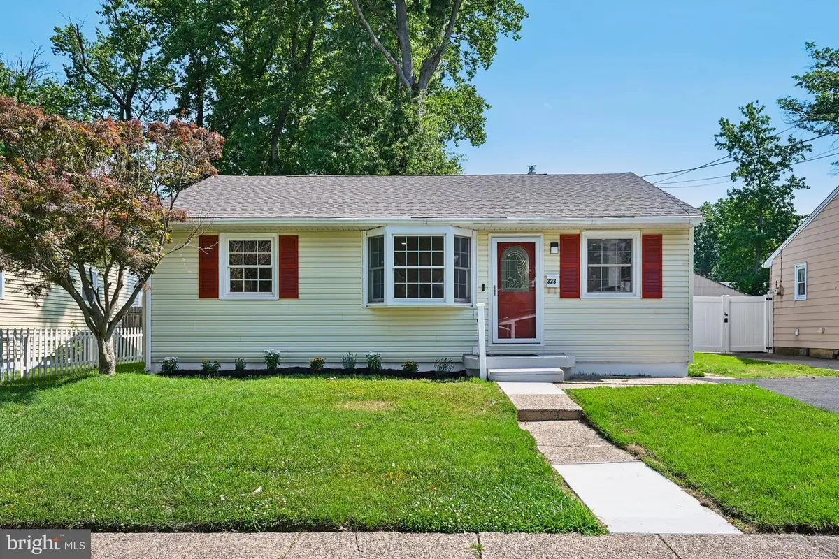 323 Crawford Ave, Maple Shade, NJ 08052 - #1