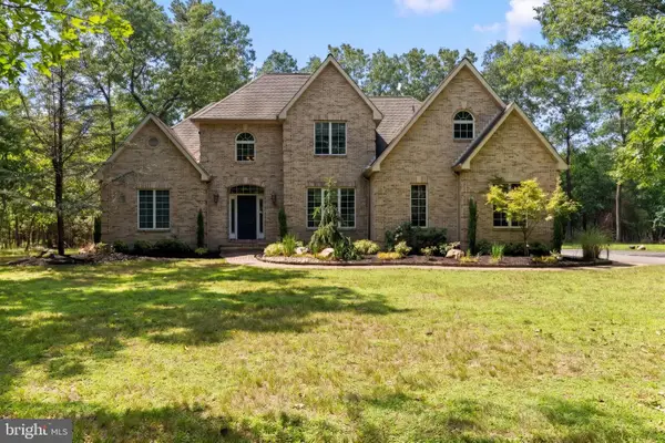 7 Harmony Ct, VINCENTOWN, NJ 08088