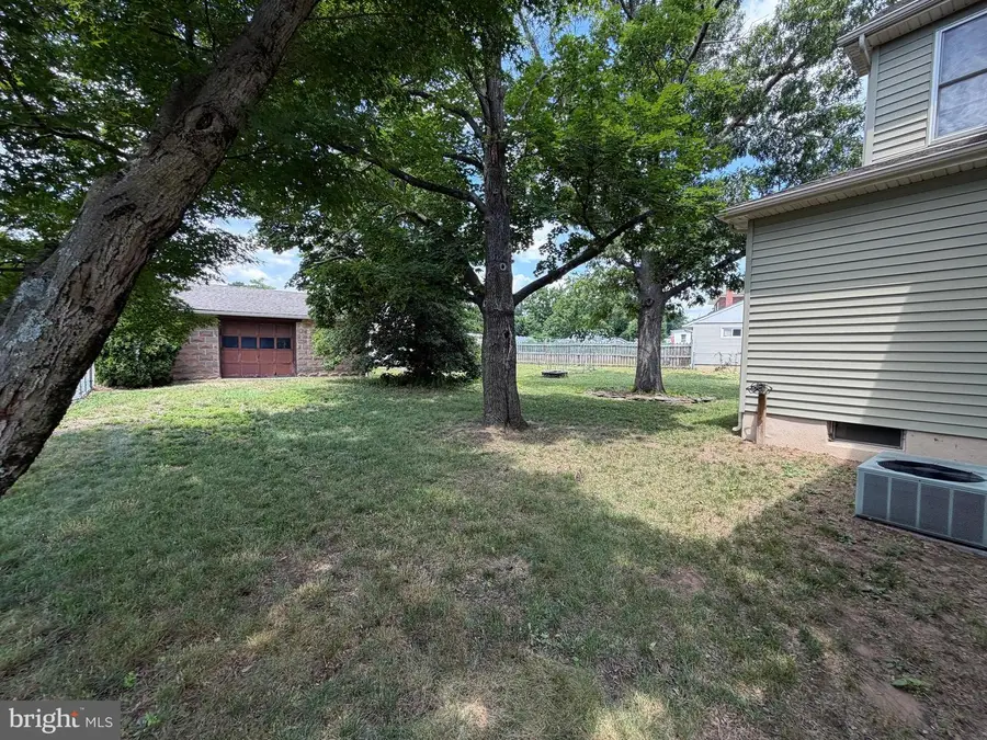 1043 Hornberger Ave, Roebling, NJ 08554 - #3