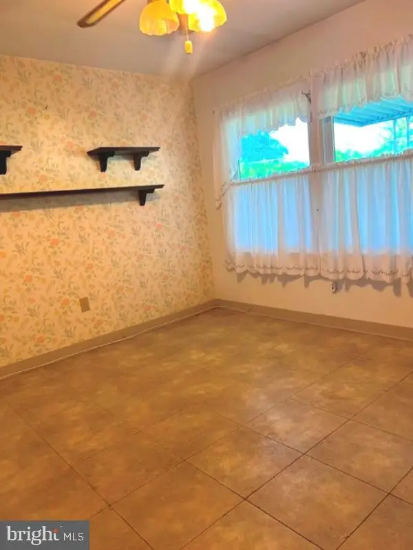 41 Bartlett Ln, Willingboro, NJ 08046 - #2