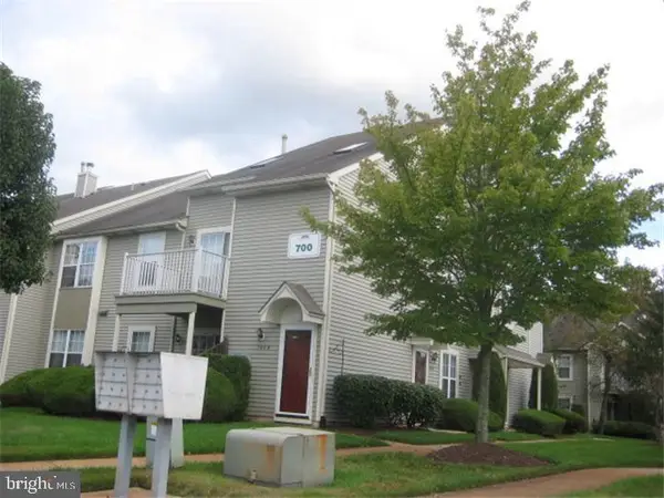706-b Trescott Pl, MOUNT LAUREL, NJ 08054