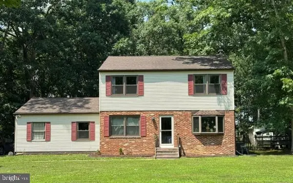 23 Shawnee Trl, SHAMONG, NJ 08088