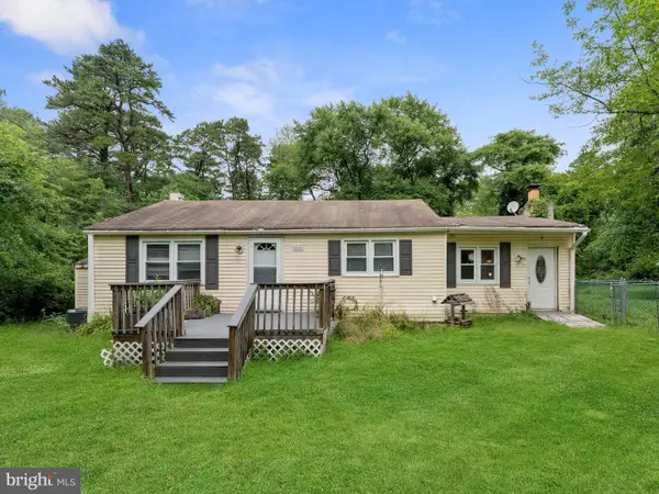 525 Larch Ave, BROWNS MILLS, NJ 08015