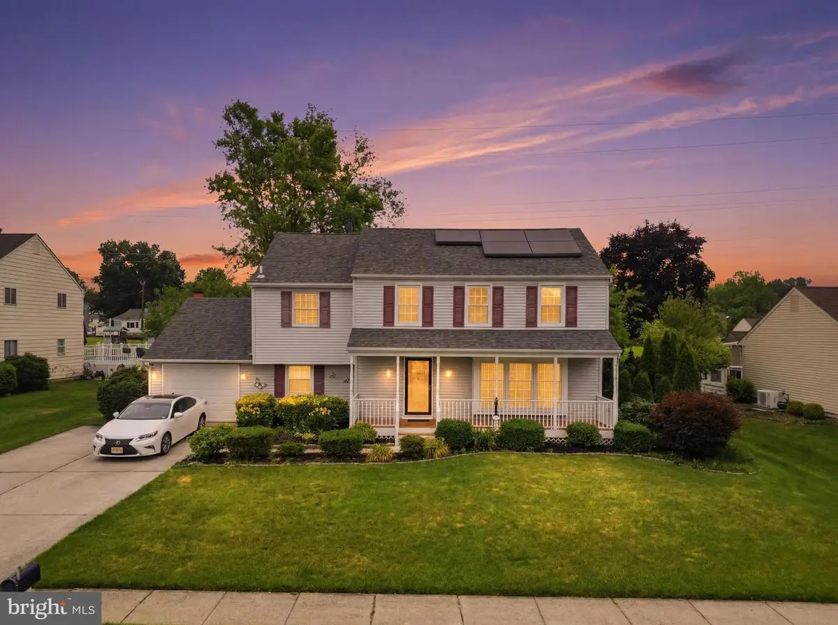 315 Tenby Chase Dr, Delran, NJ 08075 - #1