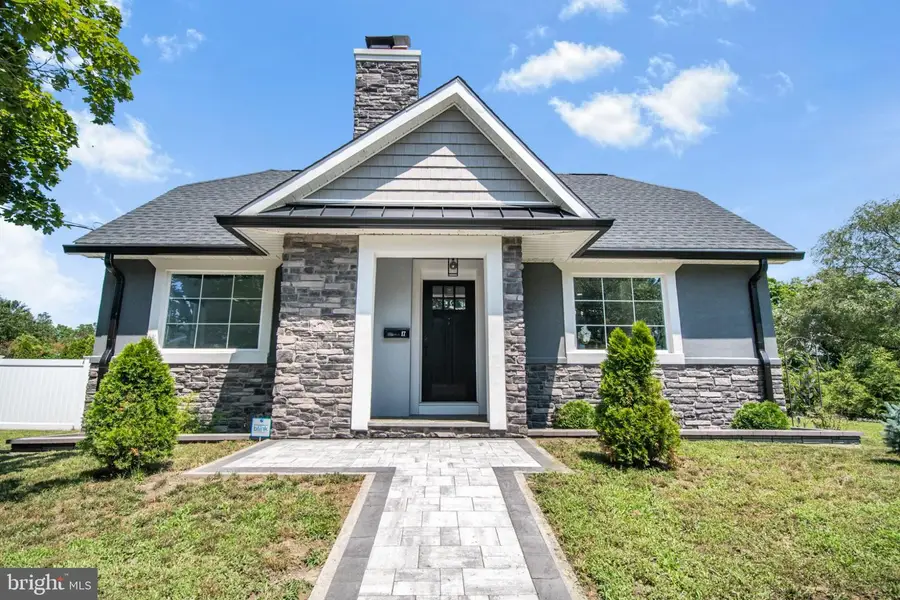 17 Middlesex Ave, Hainesport, NJ 08036 - #2
