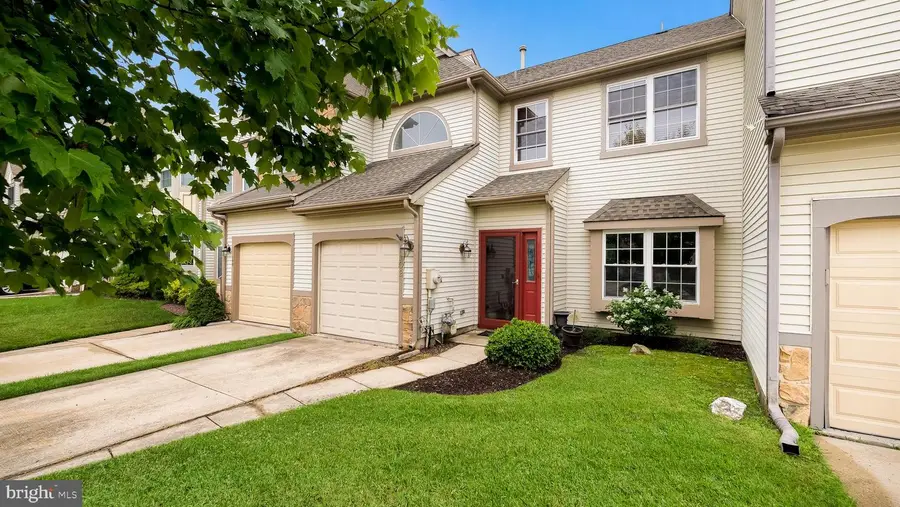 102 Sandhurst Dr, Mount Laurel, NJ 08054 - #2