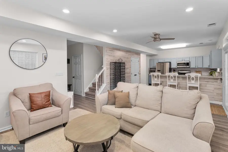 11 Lincoln Dr, Columbus, NJ 08022 - #3