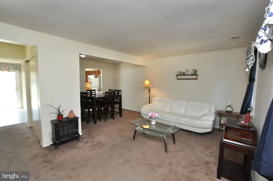 109 Mayfair Ln, Mount Laurel, NJ 08054 - #2