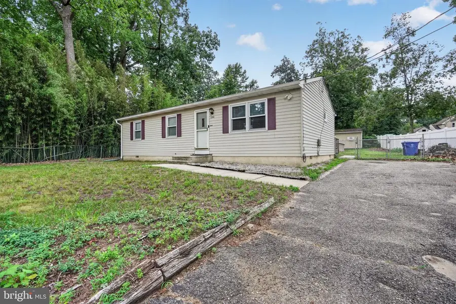 2206 Walnut Ave, Hainesport, NJ 08036 - #2