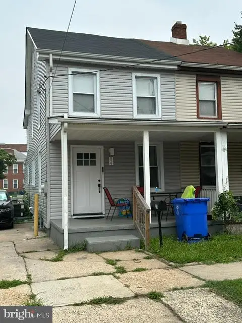819 W 2nd St, Florence, NJ 08518 - #1