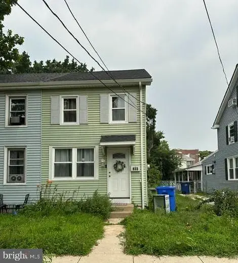 833 W 2nd St, Florence, NJ 08518 - #1