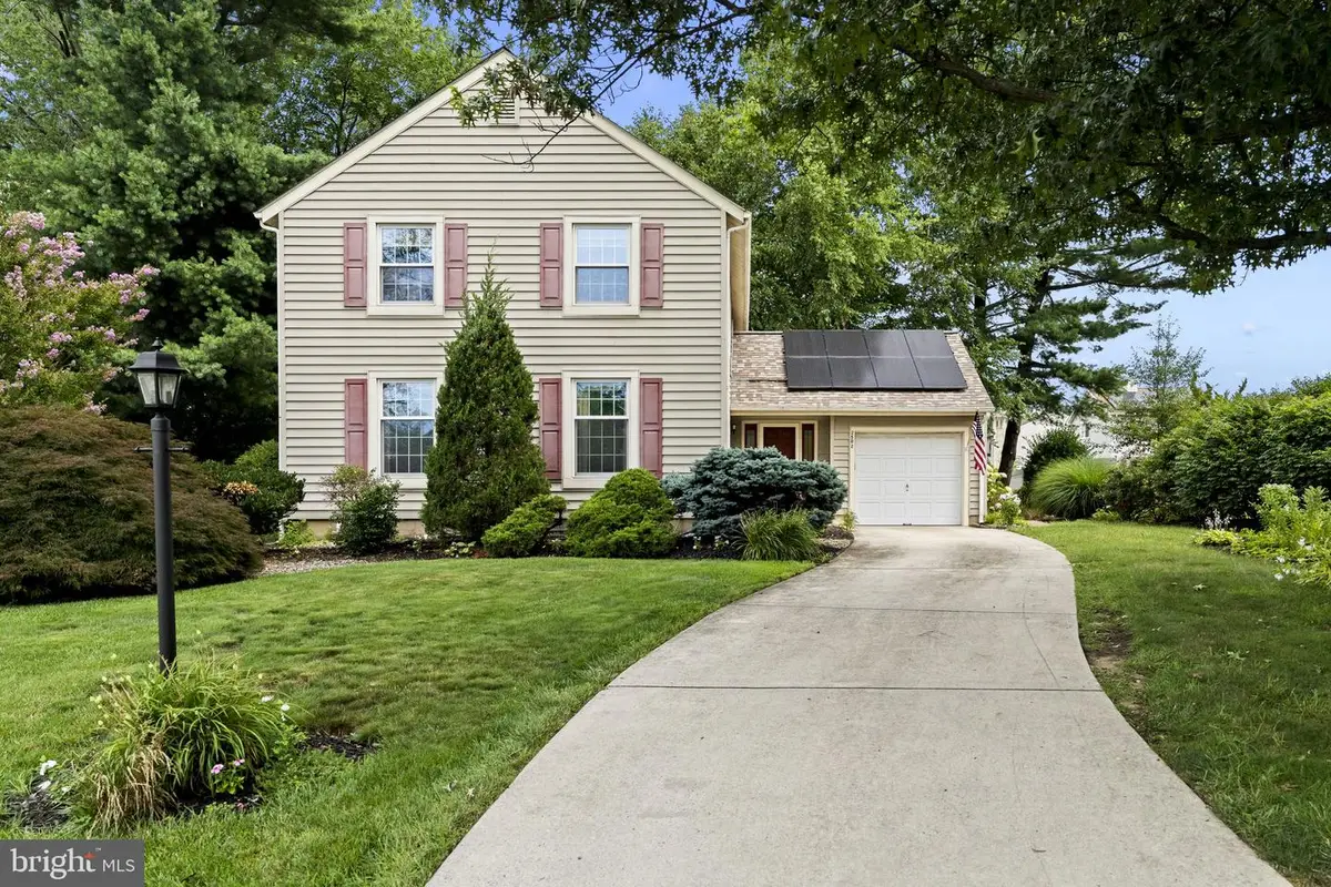 2502 Saint Charles Pl, Cinnaminson, NJ 08077 - #1