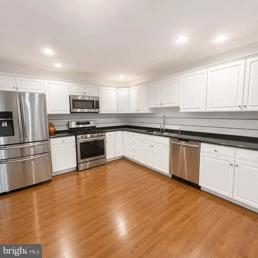11 Hogan Way, Moorestown, NJ 08057 - #2