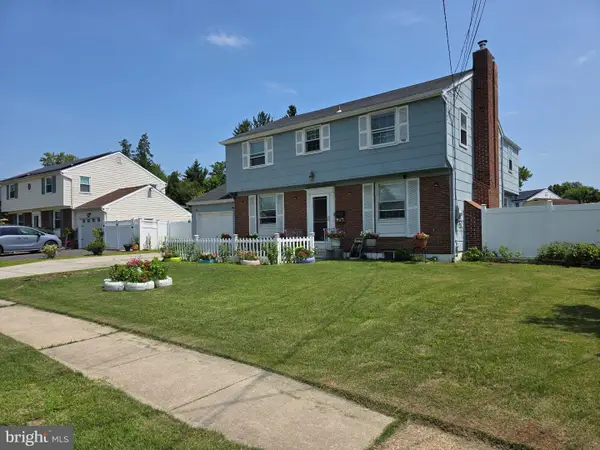 242 Hendrickson Ave, BEVERLY, NJ 08010