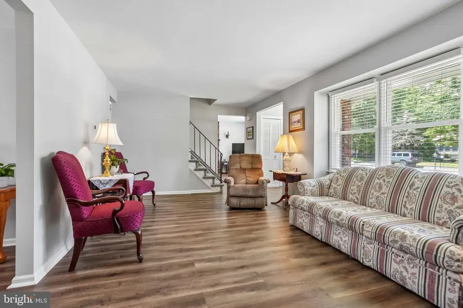 6 Woodland Ave, Medford, NJ 08055 - #3