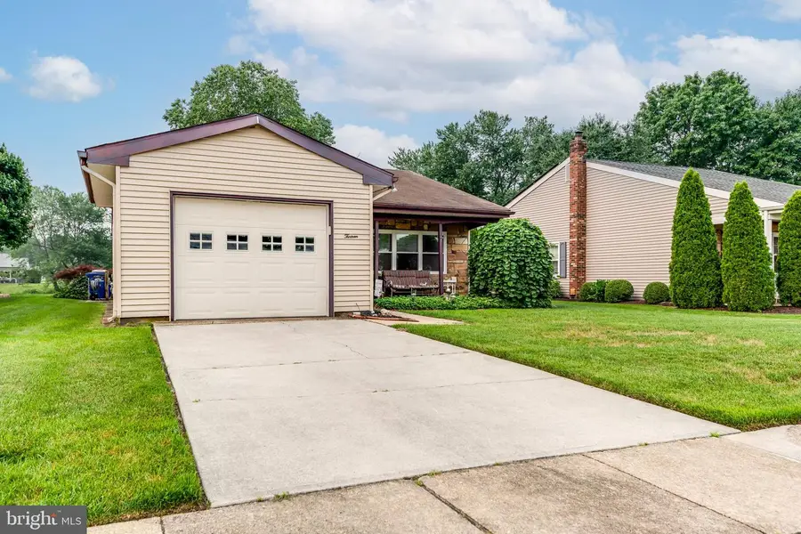 13 Sheffield Pl, Leisuretowne, NJ 08088 - #3