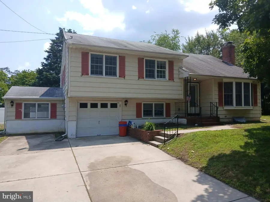 8 Tinker Dr, Mount Holly, NJ 08060 - #3