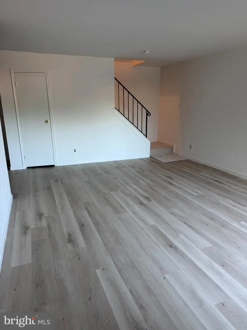 3051 Harbour Dr, Palmyra, NJ 08065 - #2