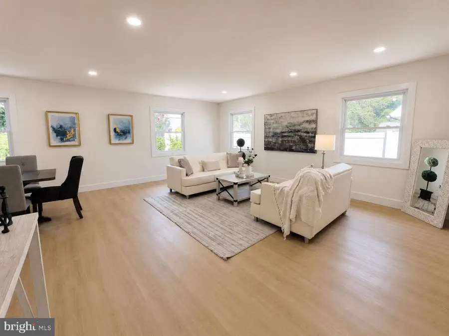 19 Eddington Ln, Willingboro, NJ 08046 - #3