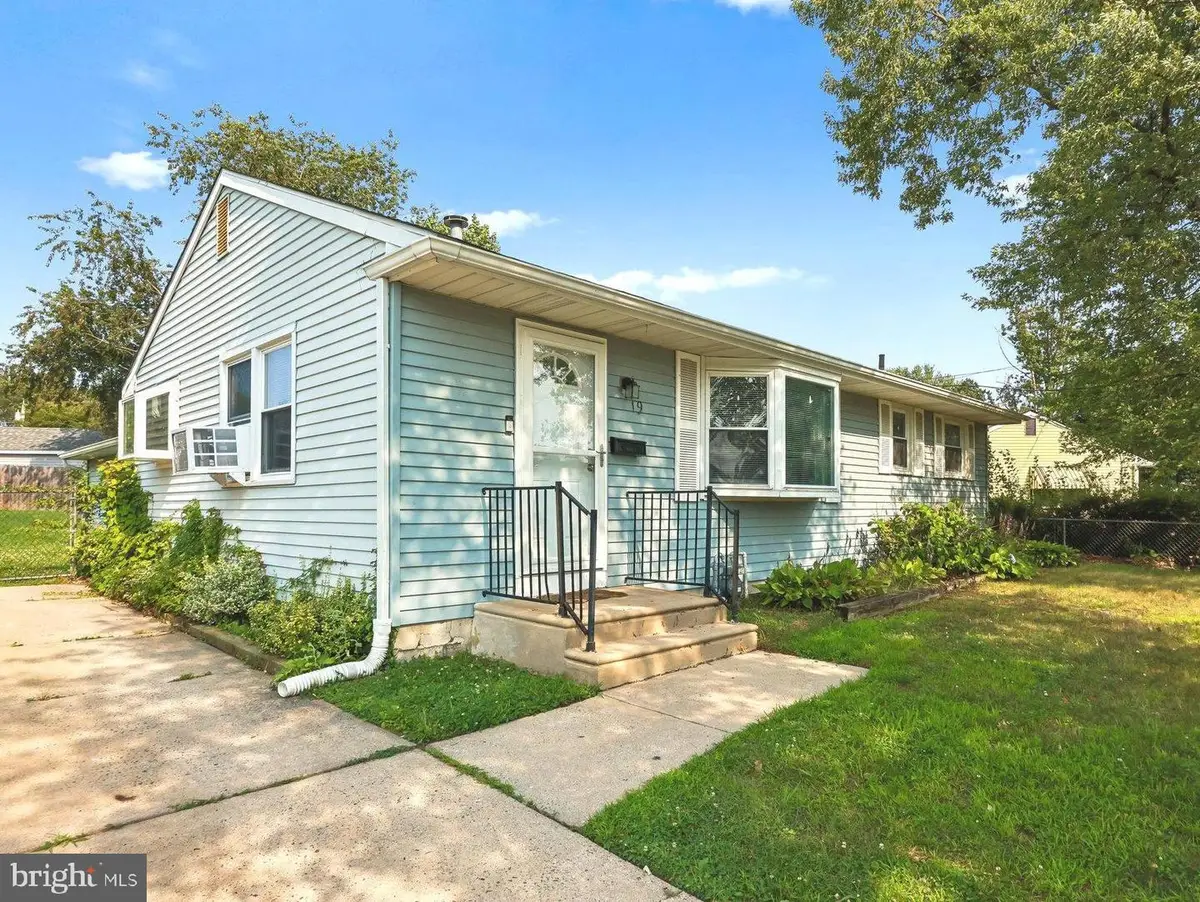 19 Estate Rd, Lumberton, NJ 08048 - #1