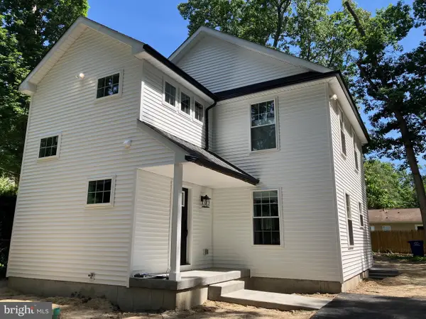 2122 Hanover Blvd, BROWNS MILLS, NJ 08015