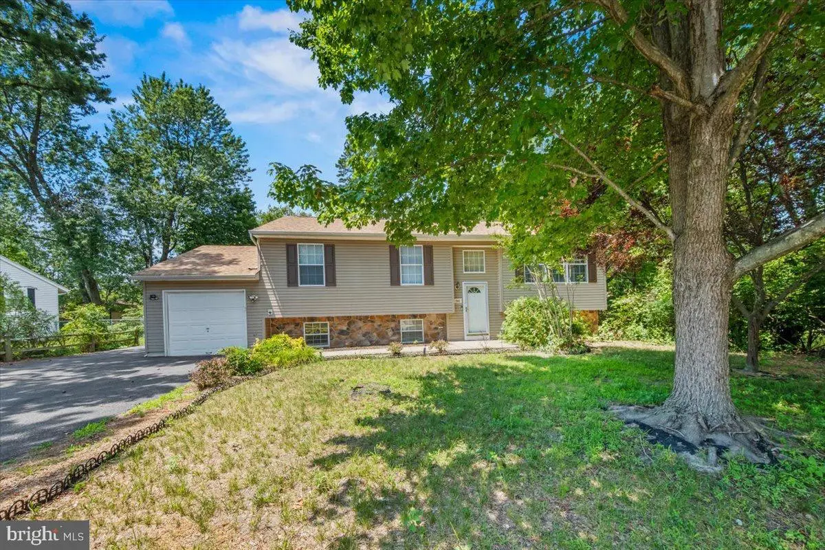302 Cheyenne Trl, Browns Mills, NJ 08015 - #1