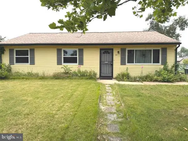 22 Scammell Dr, BROWNS MILLS, NJ 08015