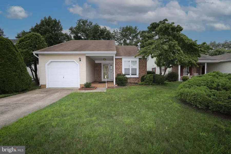 7 Fairfax Dr, Mount Laurel, NJ 08054 - #2