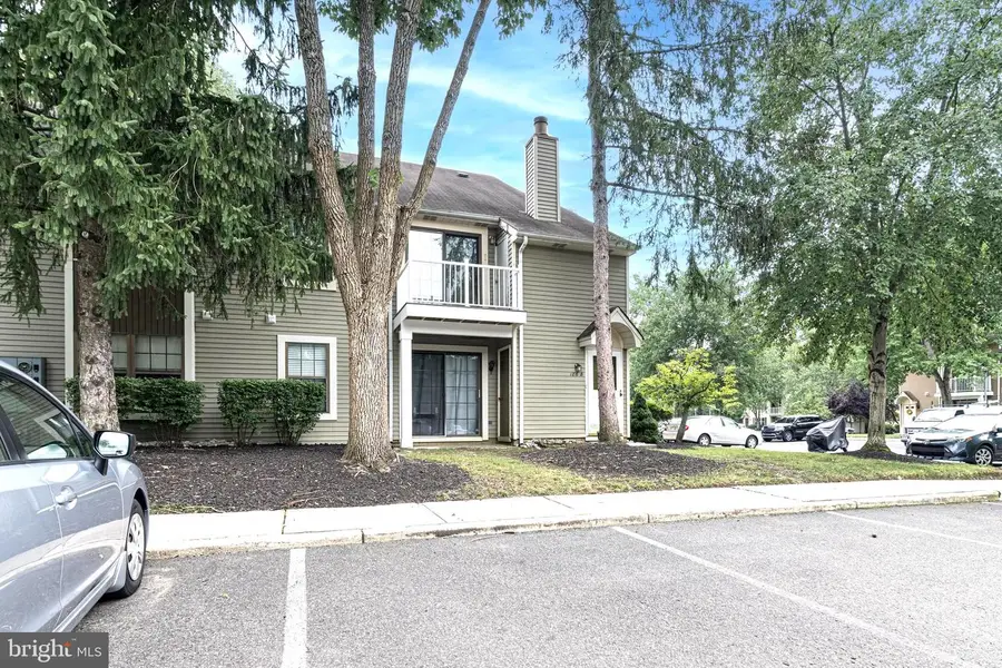 186-b Collin Ct, Mount Laurel, NJ 08054 - #2