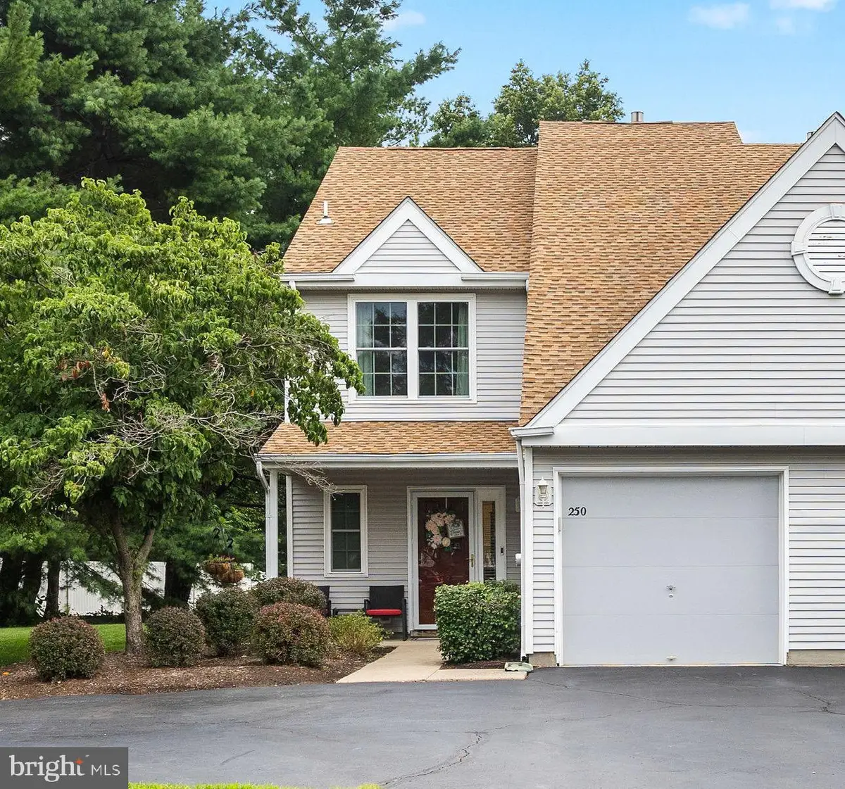 250 Birch Hollow Dr, Bordentown, NJ 08505 - #1