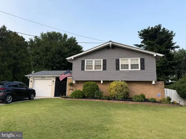 2212 Chestnut Hill Dr, CINNAMINSON, NJ 08077