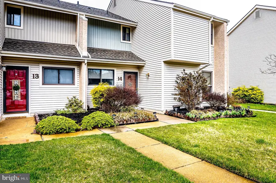 14 Tulip Ct, Mount Laurel, NJ 08054 - #2