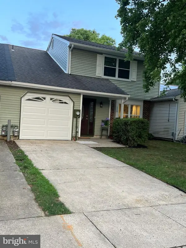 115 Banwell Ln, MOUNT LAUREL, NJ 08054