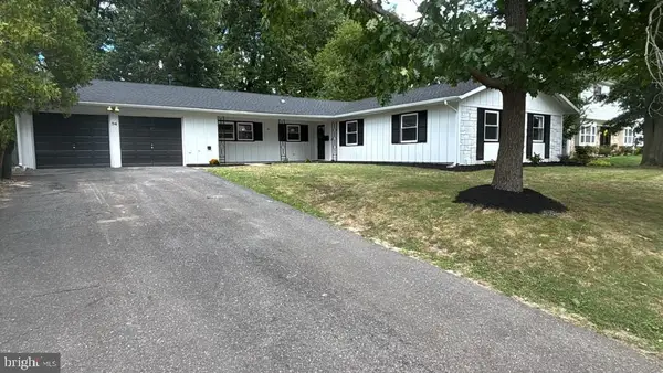 54 E Stokes Rd, WILLINGBORO, NJ 08046
