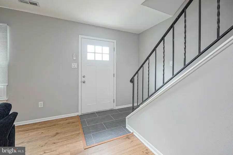 341 Clarkson St, Burlington, NJ 08016 - #2